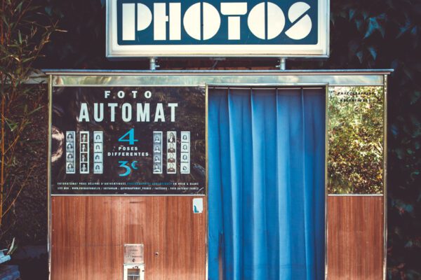 Photoautomat photo booth
